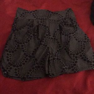 Patterned Harem Shorts S/M